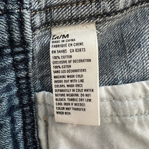 Custom Embroidered Guitar and Floral American Eagle Jean Jacket - Picture 5 of 8